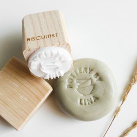 Tálak Pottery by - Személyre szabható agyagpecsét