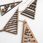 Fából készült karácsonyfadísz szett – 5 db minimalista fenyőfa design