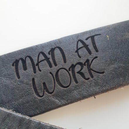 Bőr öv gravírozása - hozott anyagra