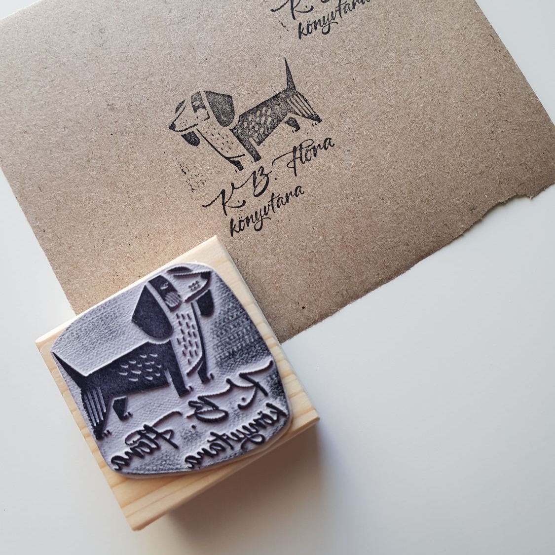 Mire figyelj, ha egyedi pecsétet készíttetsz? – Tippek ex libris és csomagolóanyag pecsétekhez